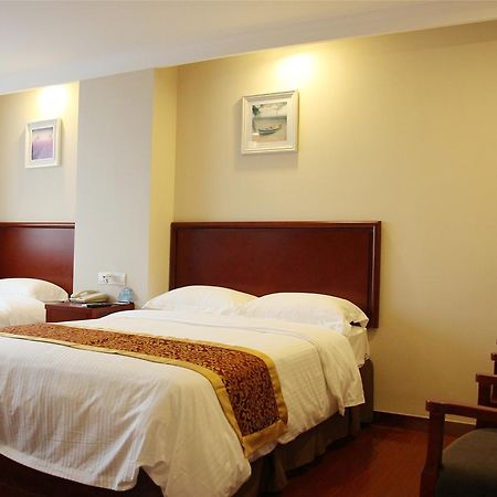Greentree Inn Jiangsu Wuxi Hubin Business Street Business Hotel Exteriör bild