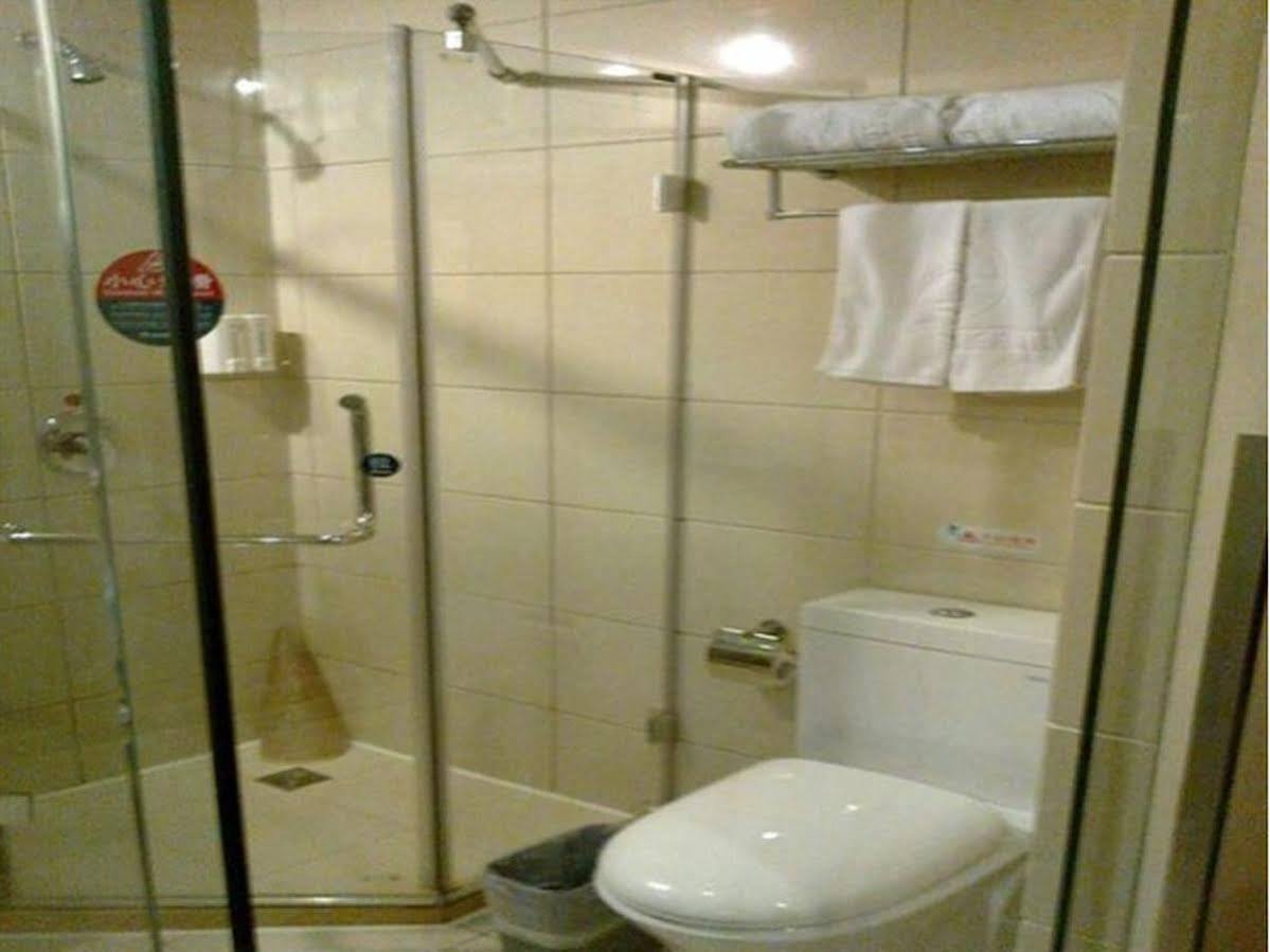 Greentree Inn Jiangsu Wuxi Hubin Business Street Business Hotel Exteriör bild