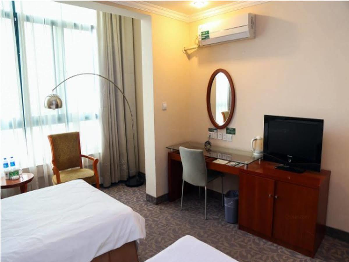 Greentree Inn Jiangsu Wuxi Hubin Business Street Business Hotel Exteriör bild