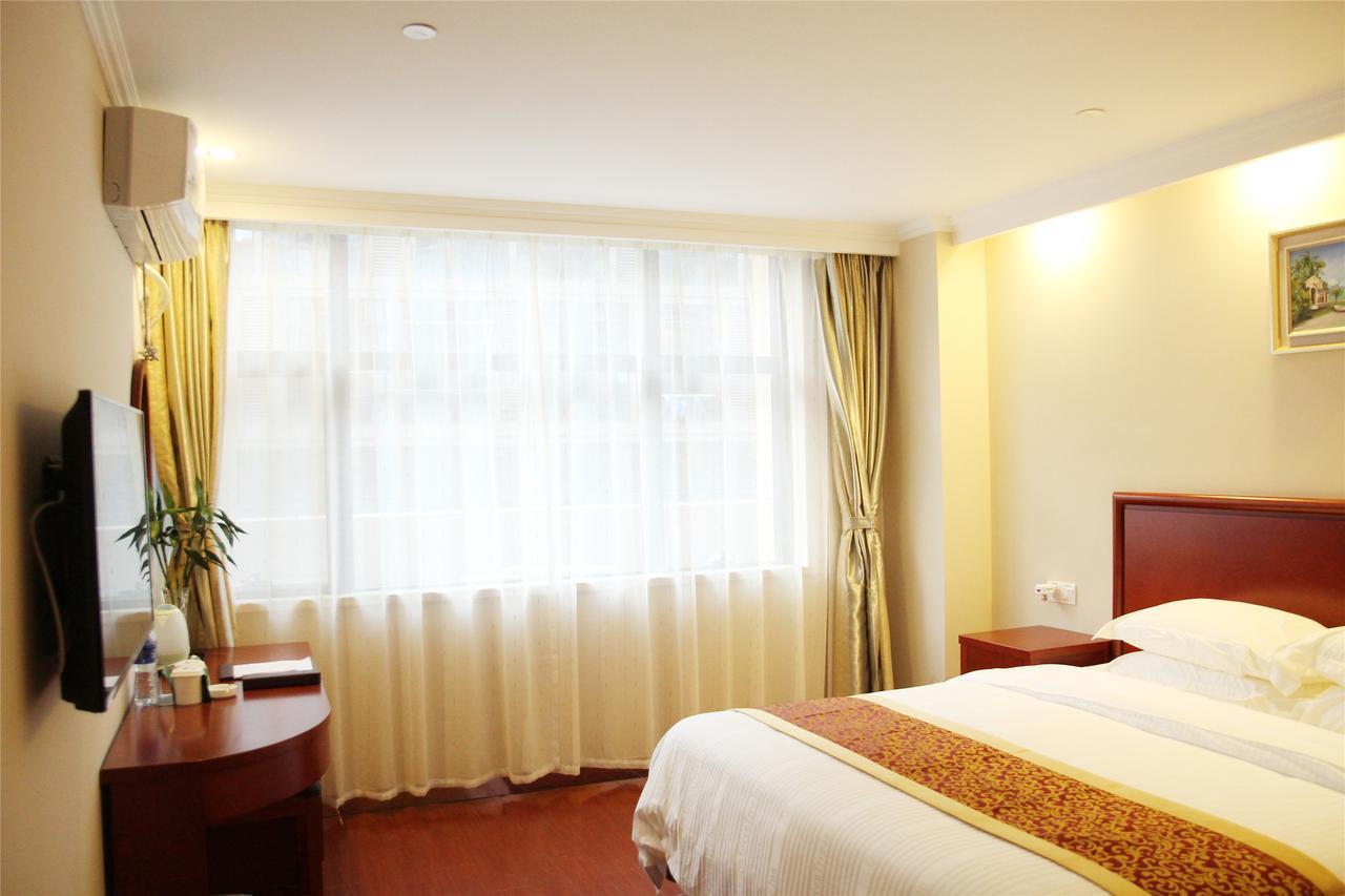 Greentree Inn Jiangsu Wuxi Hubin Business Street Business Hotel Exteriör bild